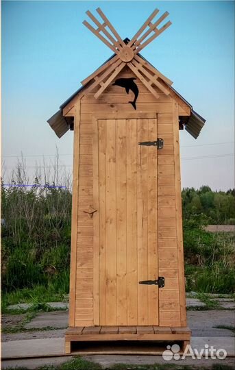 Уличный туалет с установкой KEY673