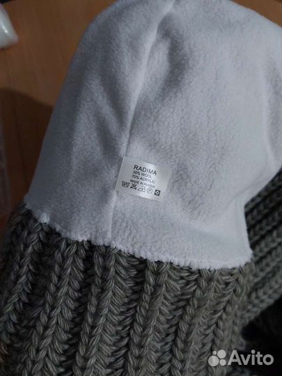 Комплект новый шапка и шарф