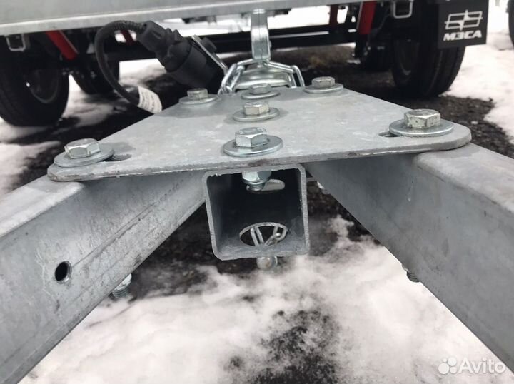 Кронштейн замкового устройства на прицепах мзса 8