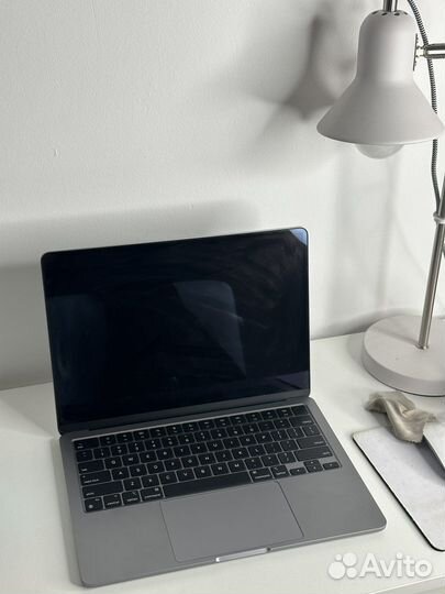 Macbook air 13 2022 m2