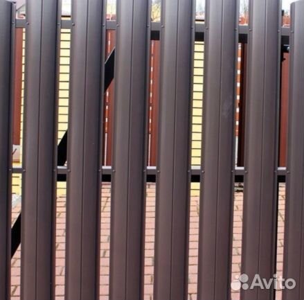 Штакетник металлический, в наличии и под заказ