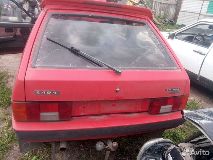 Крышка багажника задняя дверь ляда 2108