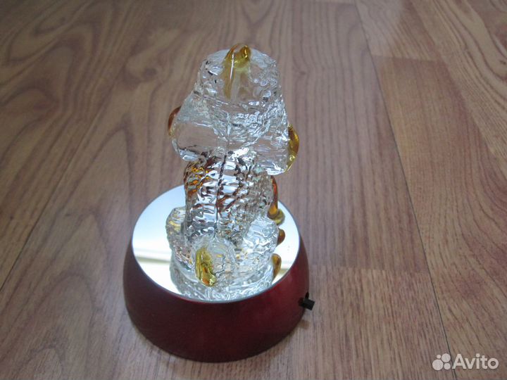 Фигурки стеклянные(собака, петух)