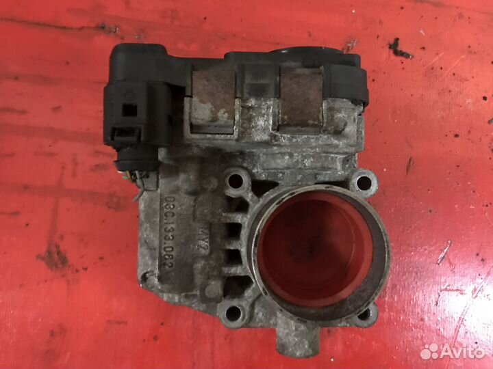 Дроссельная заслонка Volkswagen Touran 1.4