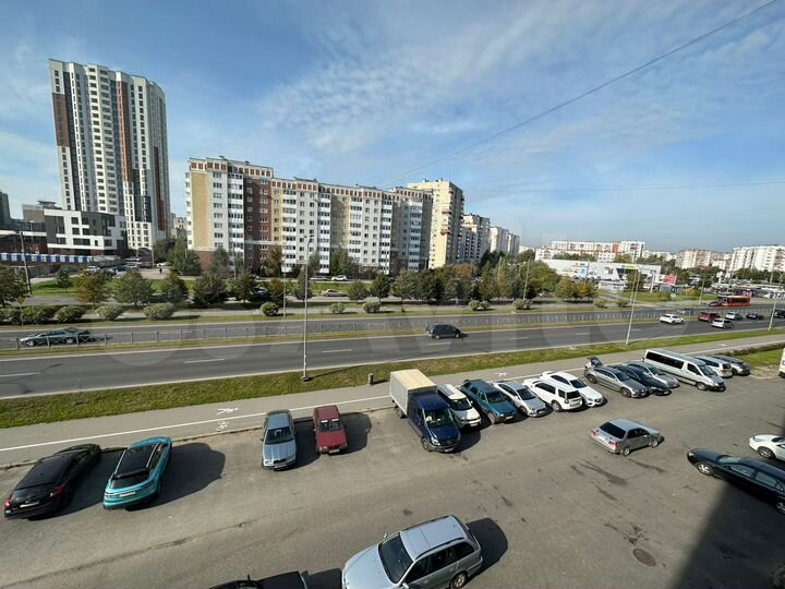 3-к. квартира, 66 м², 4/9 эт.