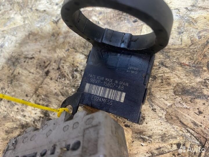 Контактная группа замка зажигания Ford Mondeo 3