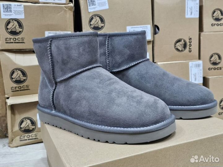 Ugg classic mini II Grey