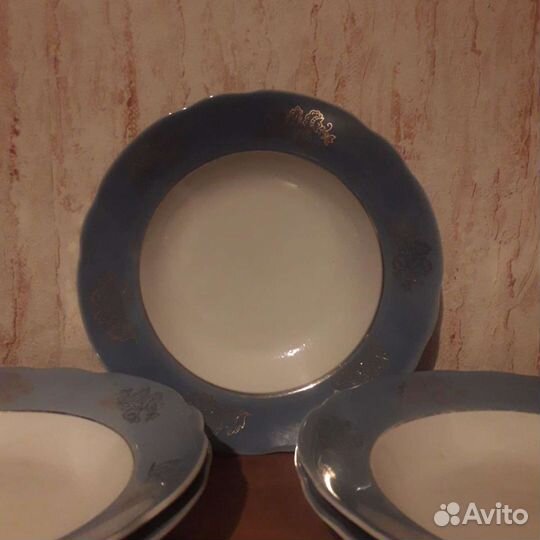 Тарелки Фарфор