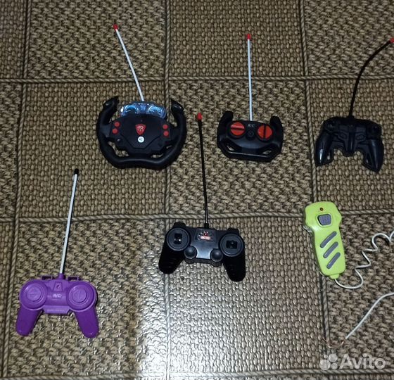 Пульты для машинок и игр