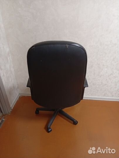 Компьютерное кресло кожа бу