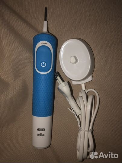 Электрическая зубная щетка детская