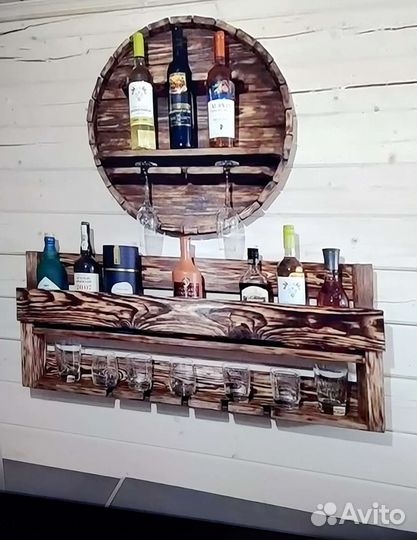 Полка для винных бутылок с бокалами