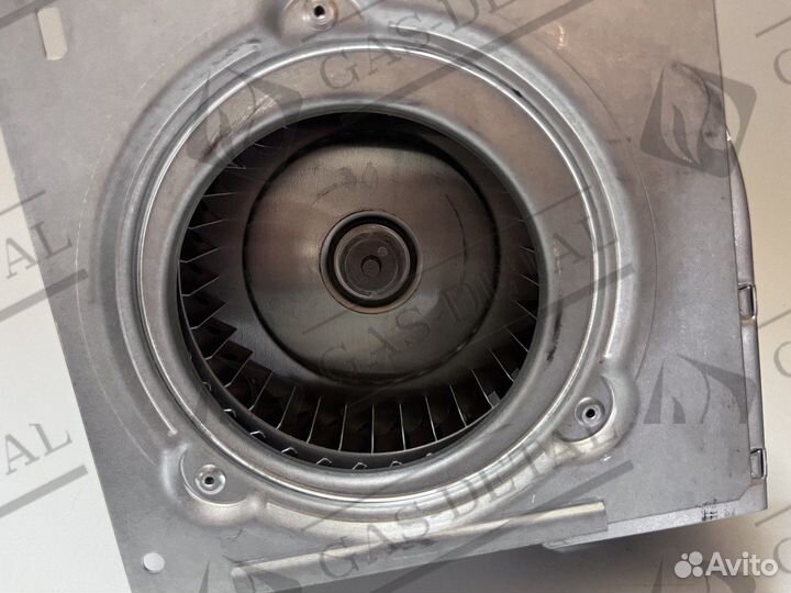 Вентилятор (турбина) Vaillant 32 кВт 0020051400