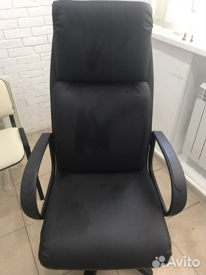 Компьютерное кресло