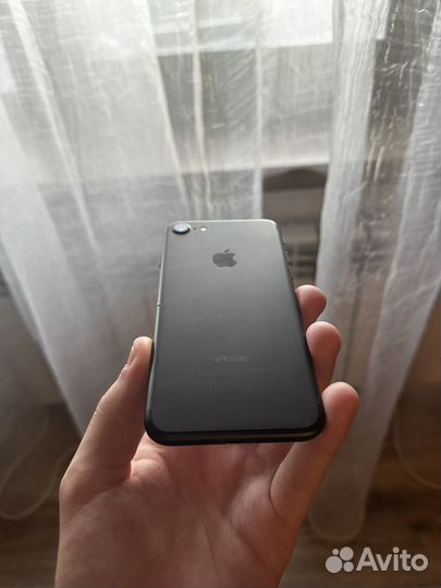 iPhone 7, 128 ГБ