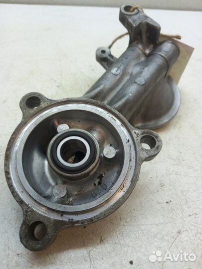 Кронштейн масляного фильтра Toyota Camry VCV10