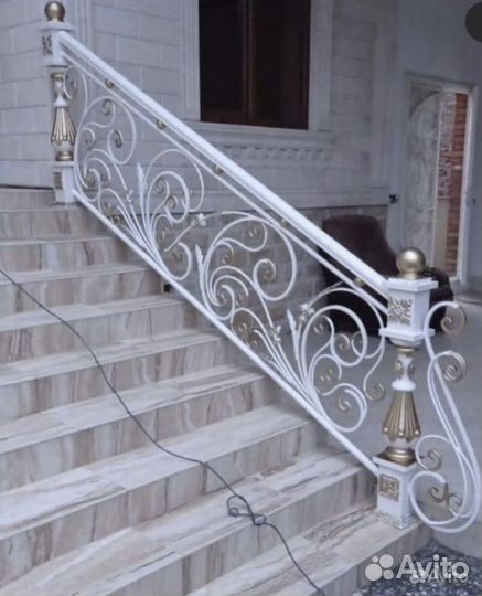 Кованые перила для лестниц