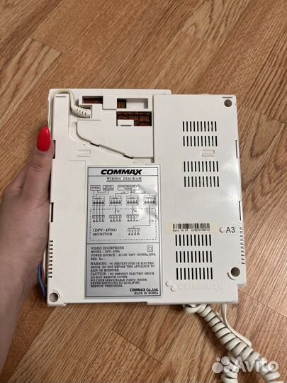 Видеодомофон Commax DPV-4PB4