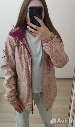 Горнолыжная куртка демисезонная Decathlon 42 разм