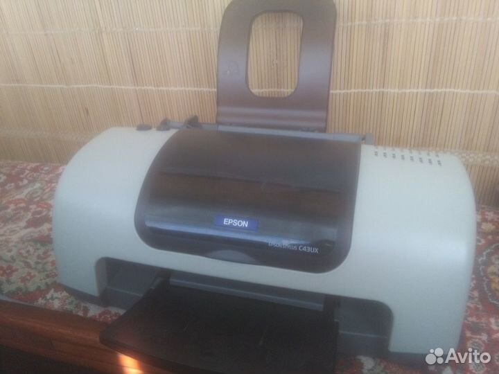Принтеры : HP diskjet 3745 + Epson stylus C43UX