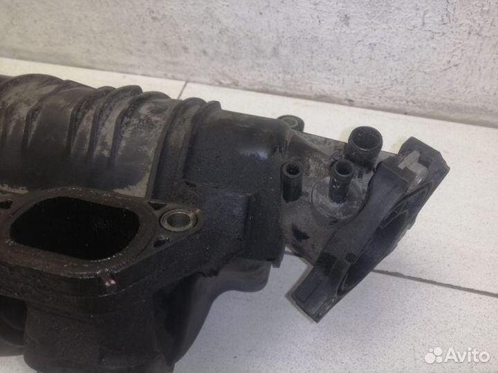 Впускной коллектор Тойота