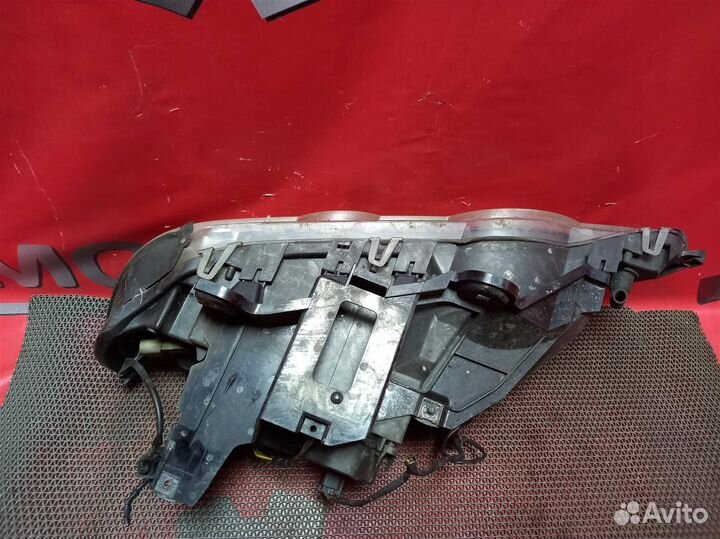 Фара правая BMW X5 E53