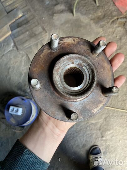 Ступица в сборе nissan