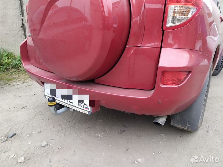 Фаркоп Toyota RAV4 2005-2013 с оцинкованным шаром