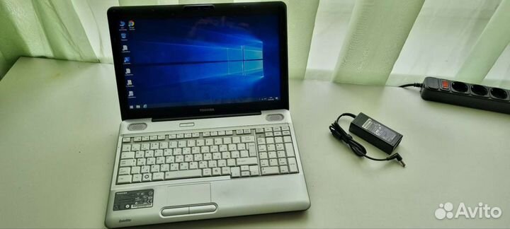 Ноутбук Toshiba 15.6