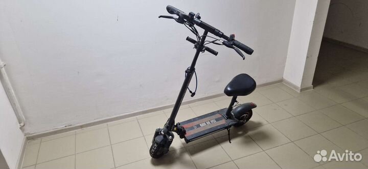 Самокат взрослый электрический