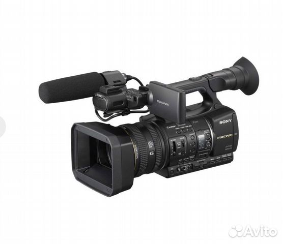 Видеокамеры, штативы, микрофоны