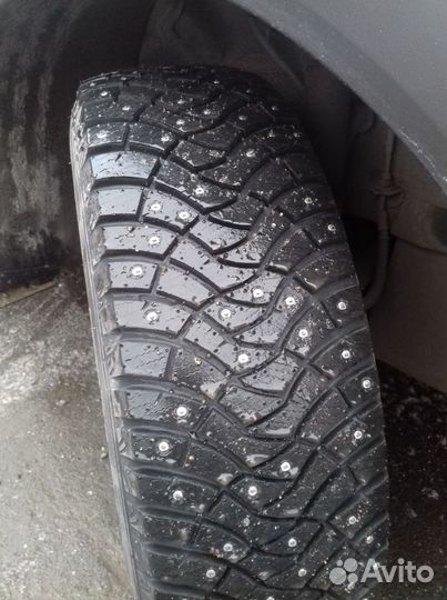 Dunlop SP Winter Ice 03 205/65 R16