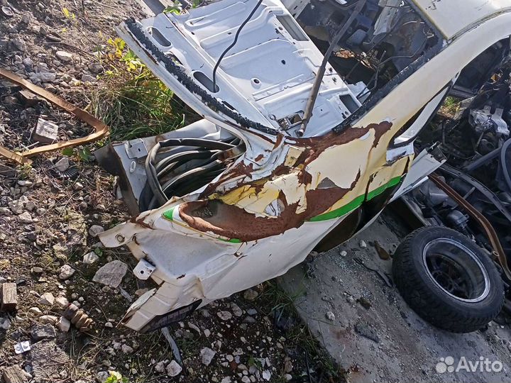 Правая боковая часть кузова ниссан альмера g15