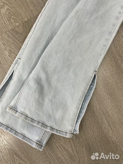 Джинсы 26