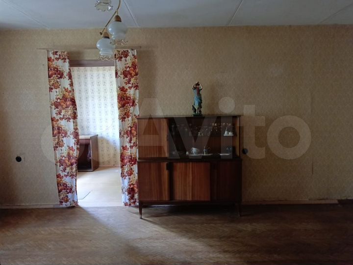 2-к. квартира, 45 м², 5/5 эт.