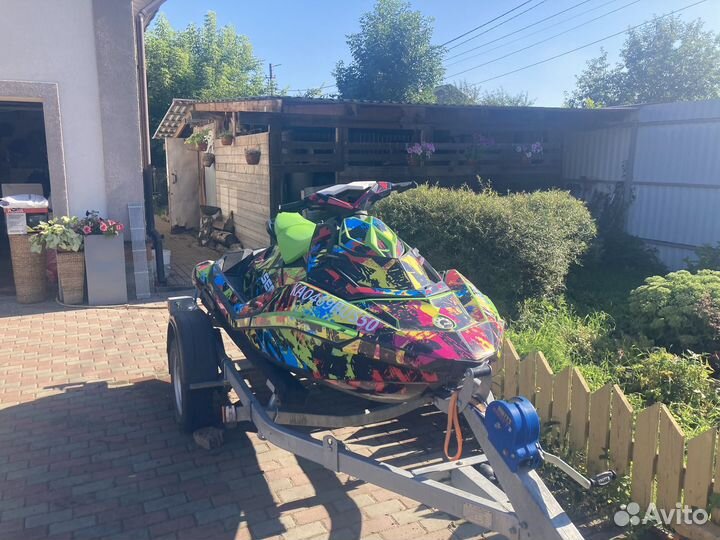 BRP SEA -DOO spark 2up 90