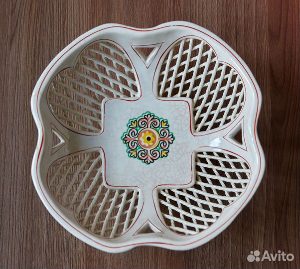 Фарфоровая посуда разная