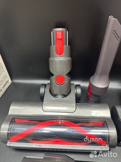 Пылесос Dyson V12S