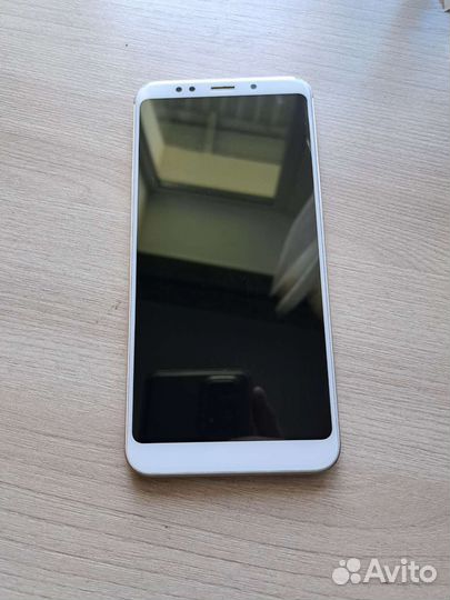 Телефон Redmi 5 plus