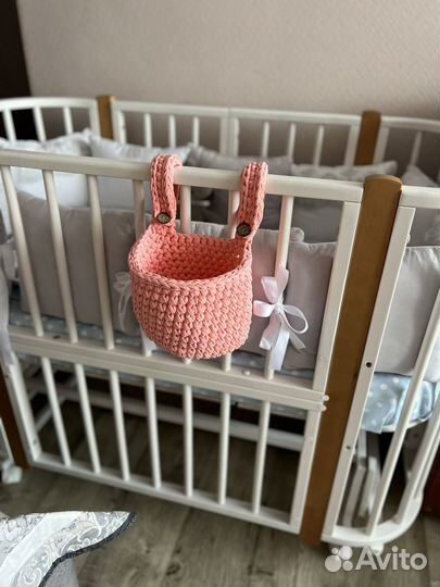 Подвесная корзинка на детскую кроватку