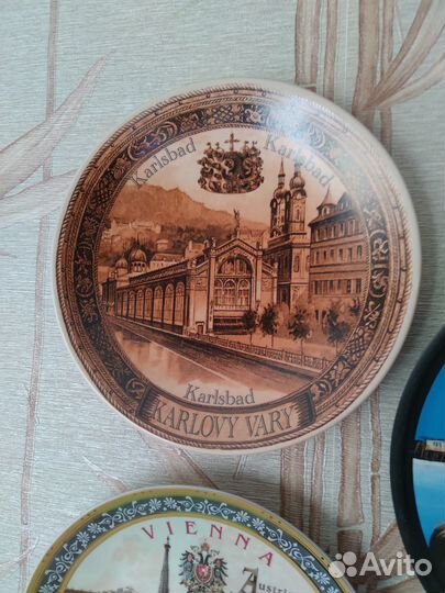 Декоративная настенная тарелка