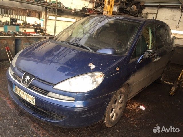 Разбор на запчасти Peugeot 807