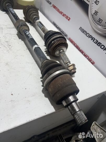 Привод (Полуось) Чери Индис Chery IndiS правый лев