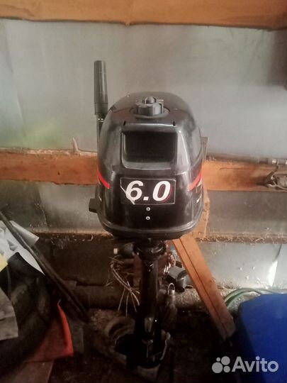 Надувная лодка с мотором