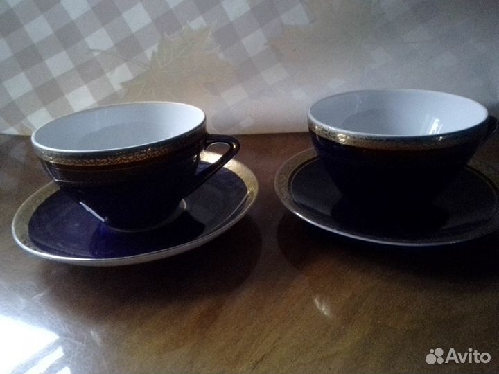 Кобальтовые чайные пары двух видов и блюдца лфз