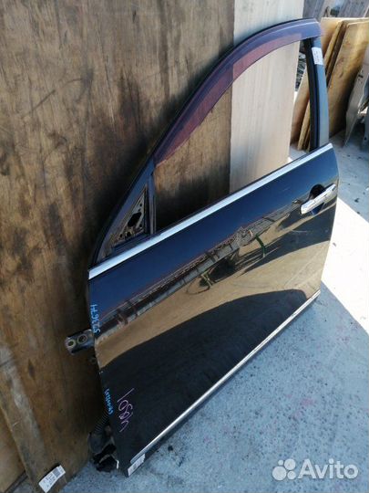 Дверь передняя левая Nissan Bluebird Sylphy G11
