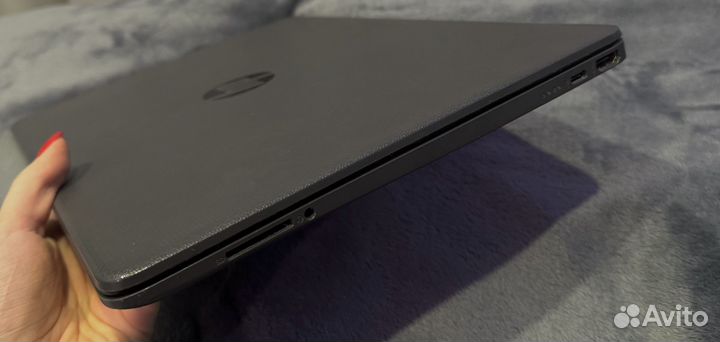 Ноутбук HP Laptop 15s-fq1080ur