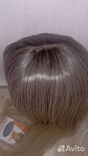 Парик блонд с челкой