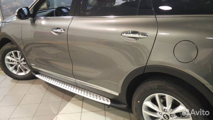 Пороги подножки Kia Sorento