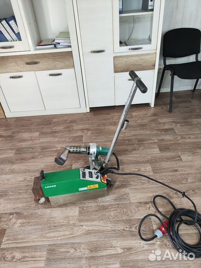 Автоматический сварочный аппарат